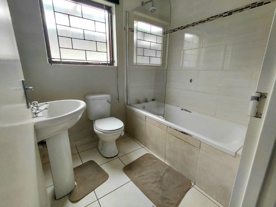 2 Bedroom Property for Sale in Victoria Park Western Cape